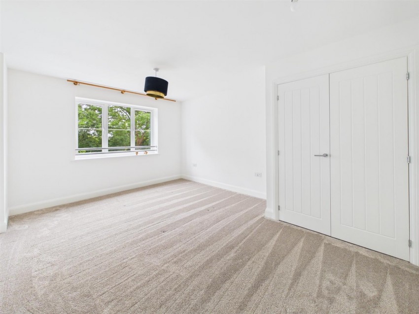 Images for Innsworth, Gloucester