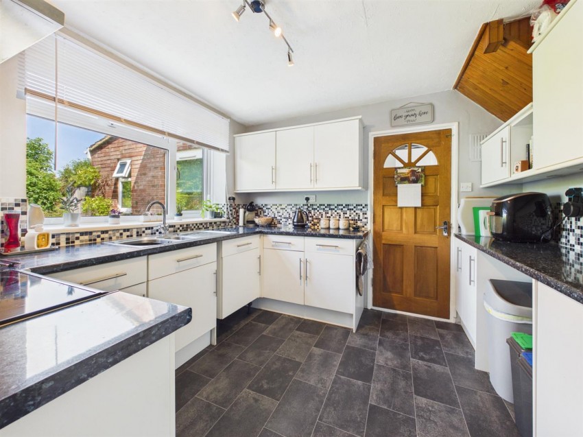 Images for Sandyleaze, Gloucester