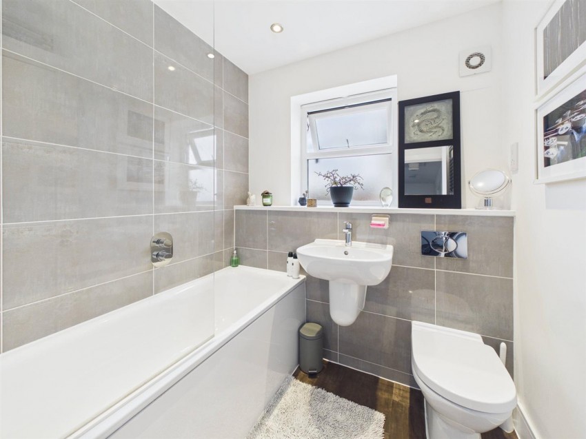 Images for Rectory Close, Maisemore, Gloucester