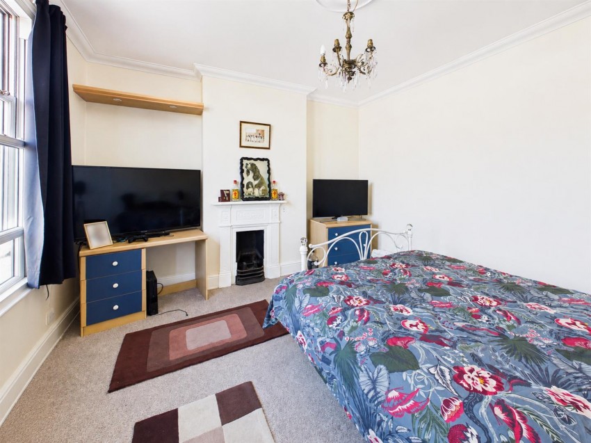 Images for Oxstalls Lane, Longlevens, Gloucester