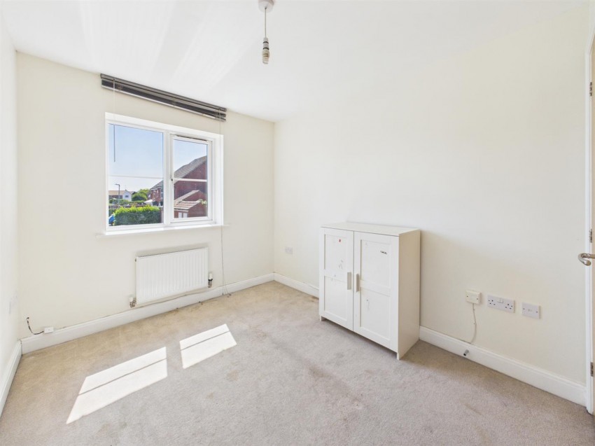 Images for Hampton Court, Gloucester
