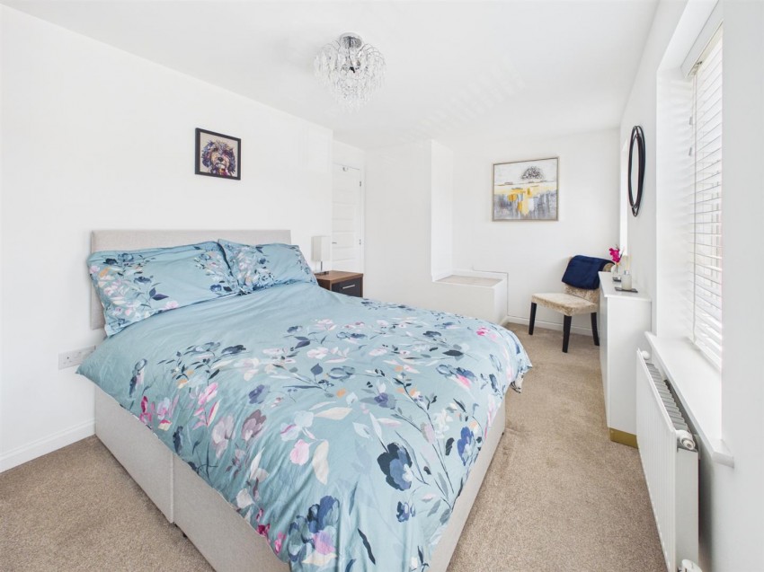 Images for Bircher Way, Hucclecote, Gloucester