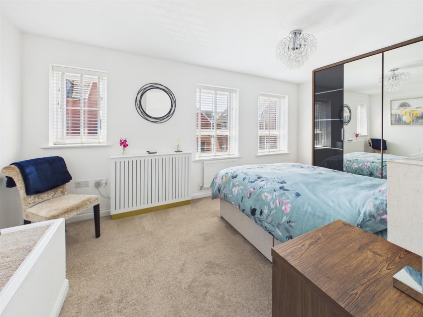 Images for Bircher Way, Hucclecote, Gloucester