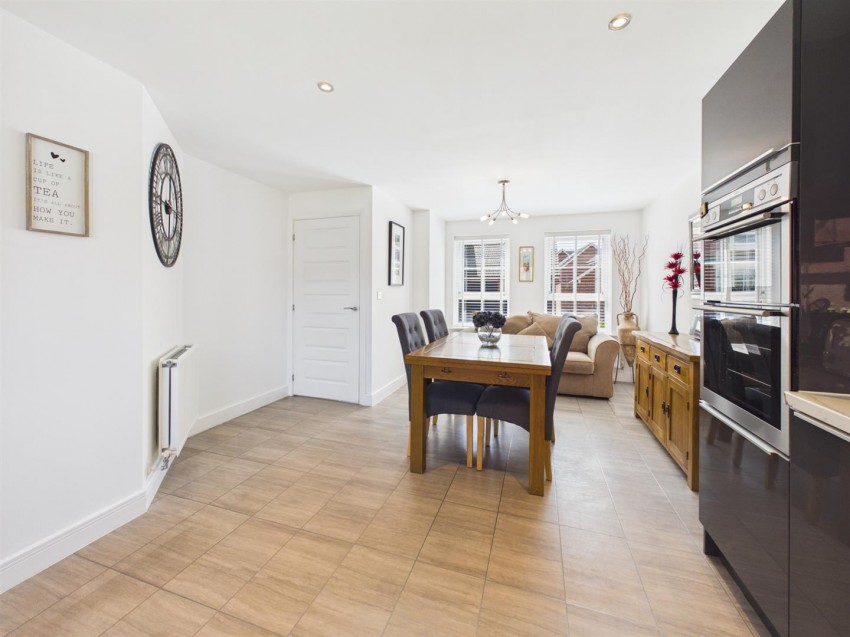 Images for Bircher Way, Hucclecote, Gloucester