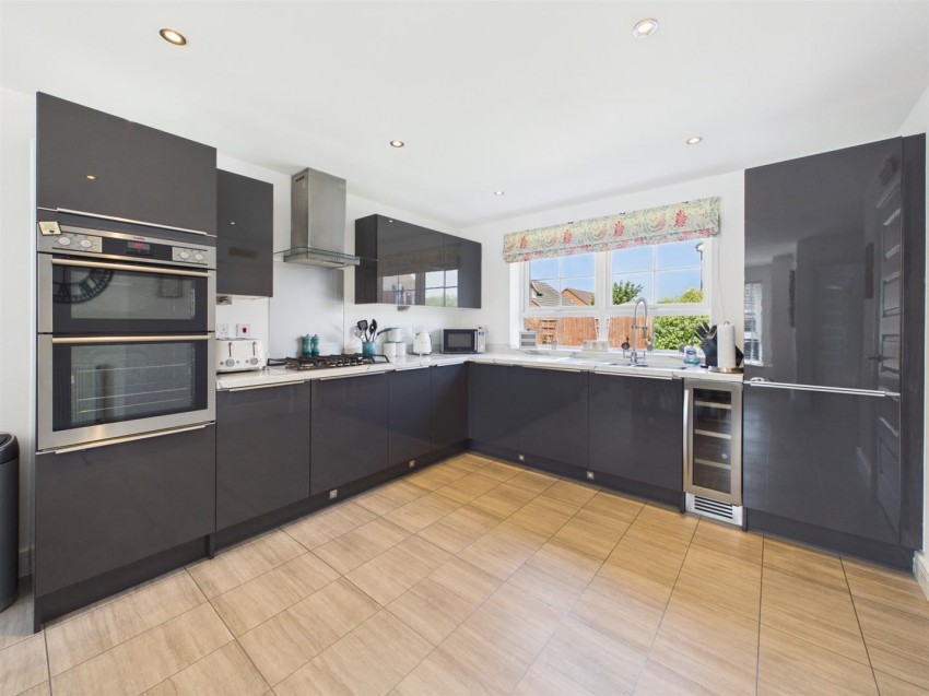 Images for Bircher Way, Hucclecote, Gloucester