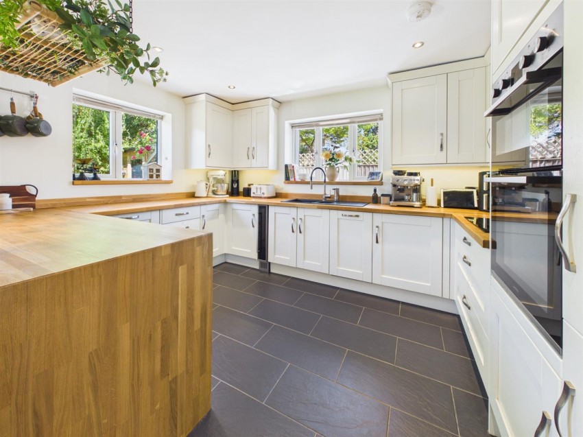 Images for Grove Crescent, Barnwood, Gloucester