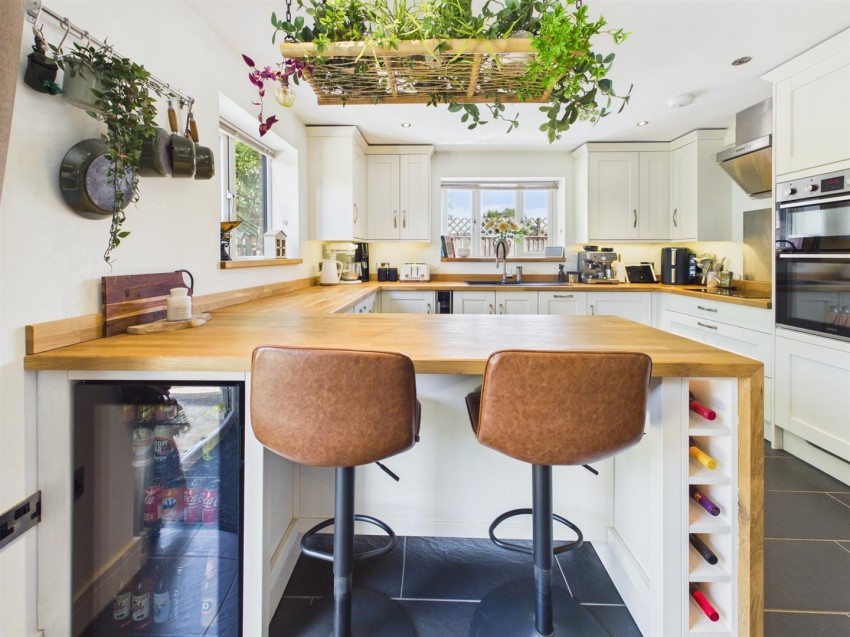 Images for Grove Crescent, Barnwood, Gloucester