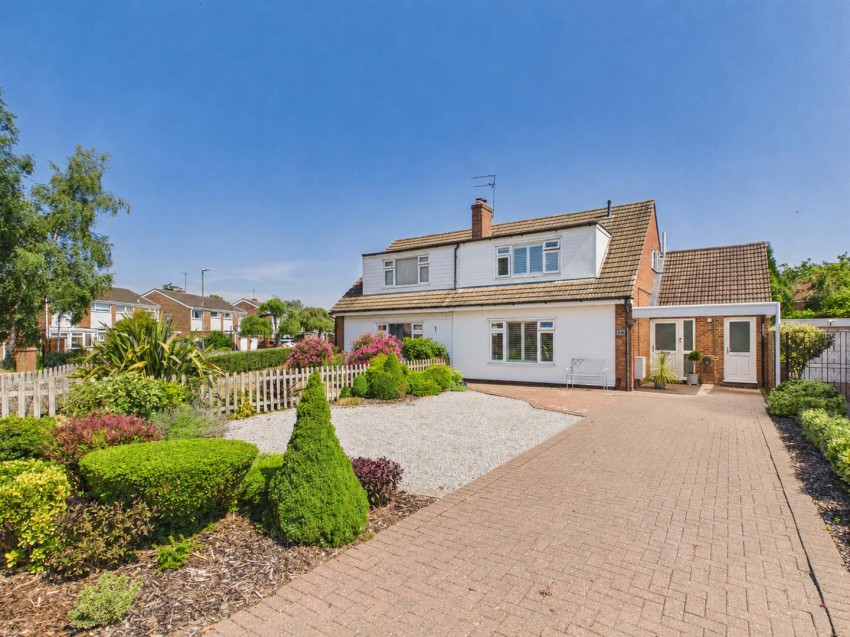 Images for Crescentdale, Longford, Gloucester