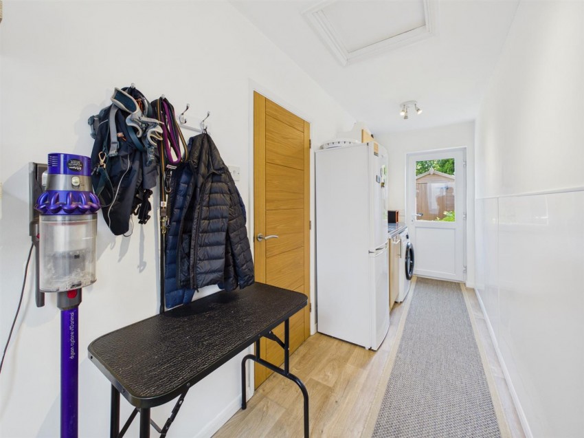 Images for Crescentdale, Longford, Gloucester
