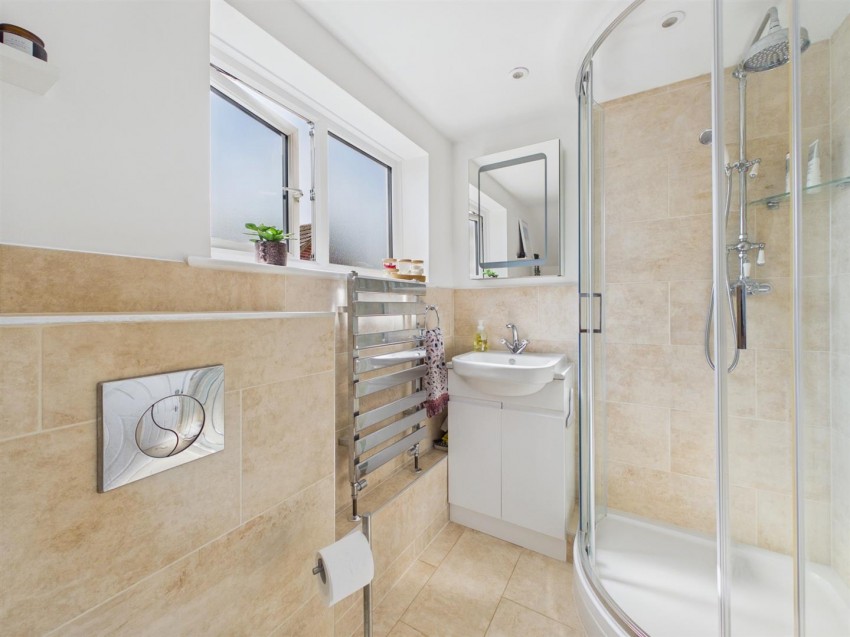 Images for Crescentdale, Longford, Gloucester