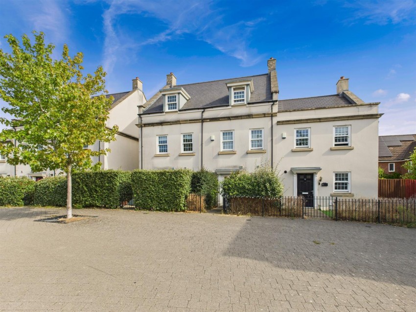 Images for Yew Tree Road, Brockworth, Gloucester