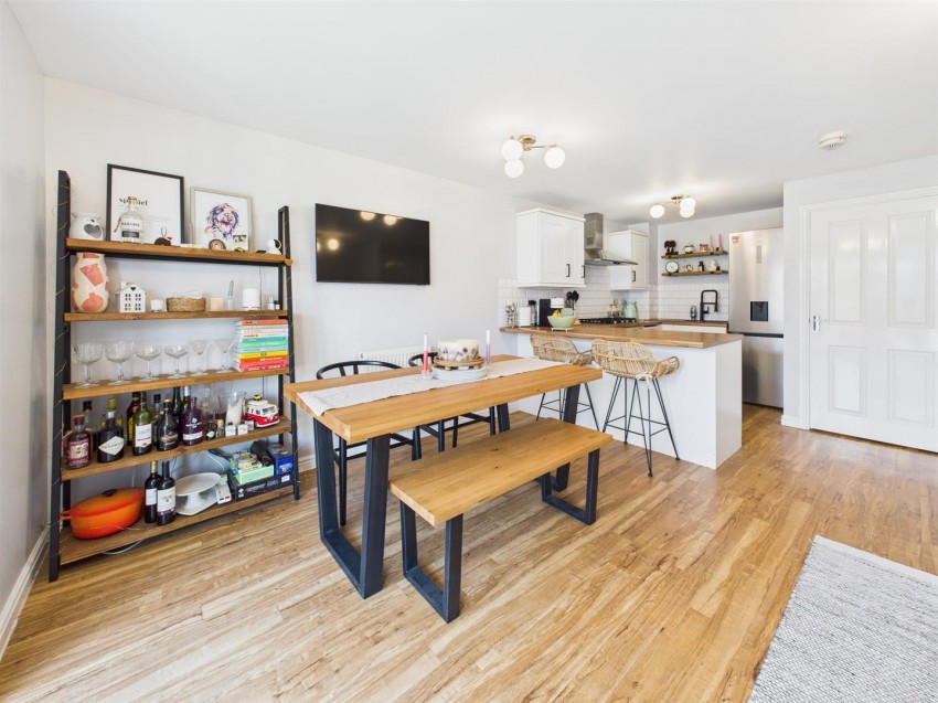 Images for Yew Tree Road, Brockworth, Gloucester