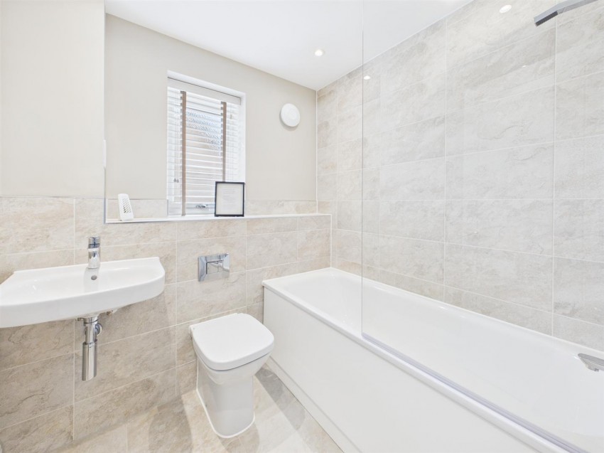 Images for Churchdown, Gloucester