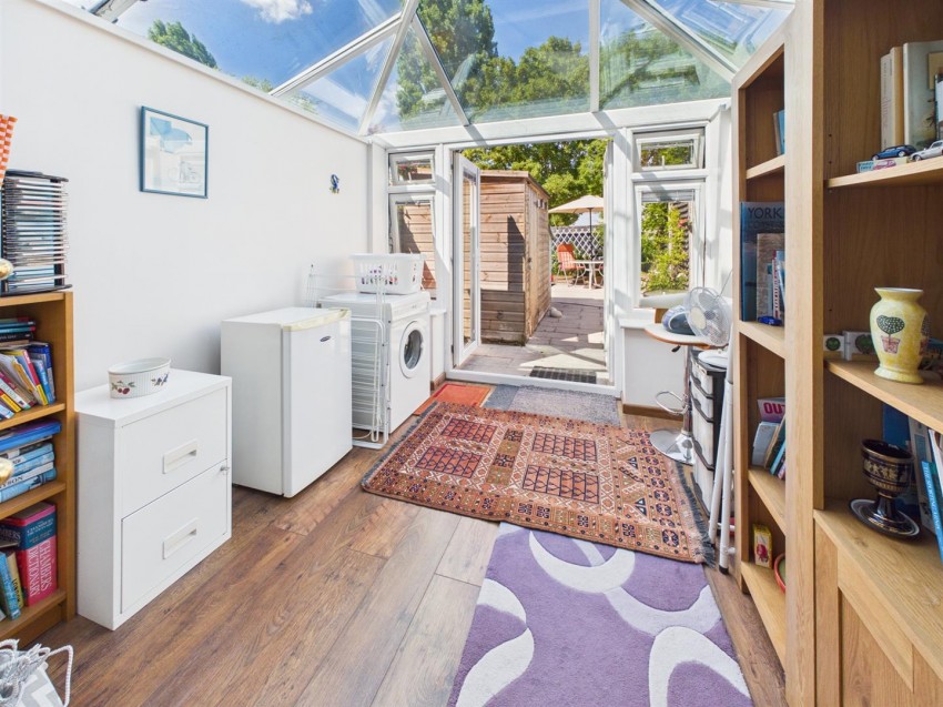 Images for Taurus Close, Longford, Gloucester