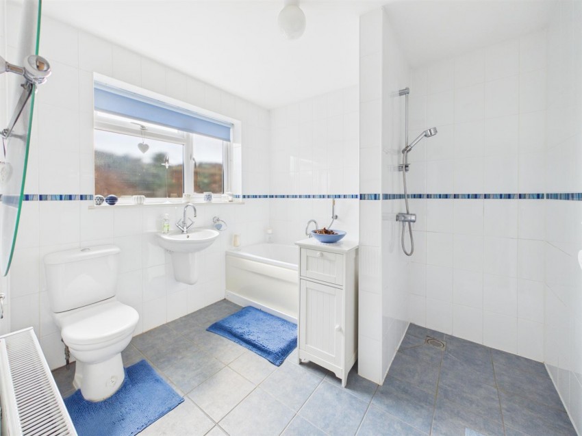Images for Montfort Road, Longlevens, Gloucester