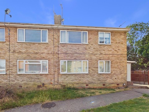 View Full Details for Pinemount Road, Hucclecote