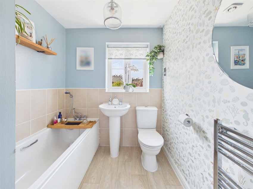Images for Linden Close, Brockworth, Gloucester