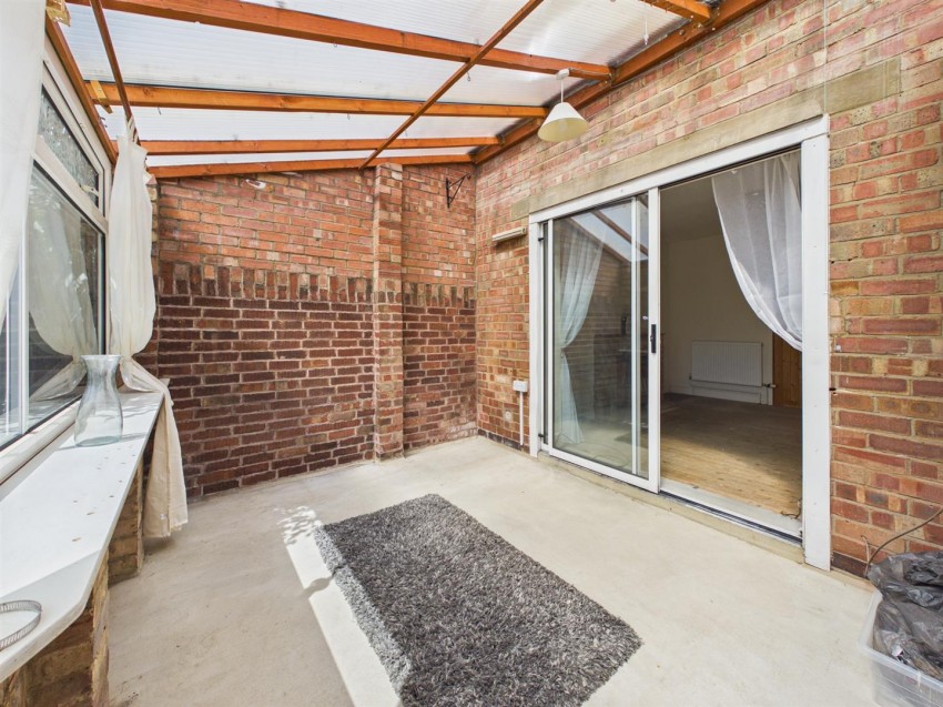 Images for Longford Lane, Gloucester